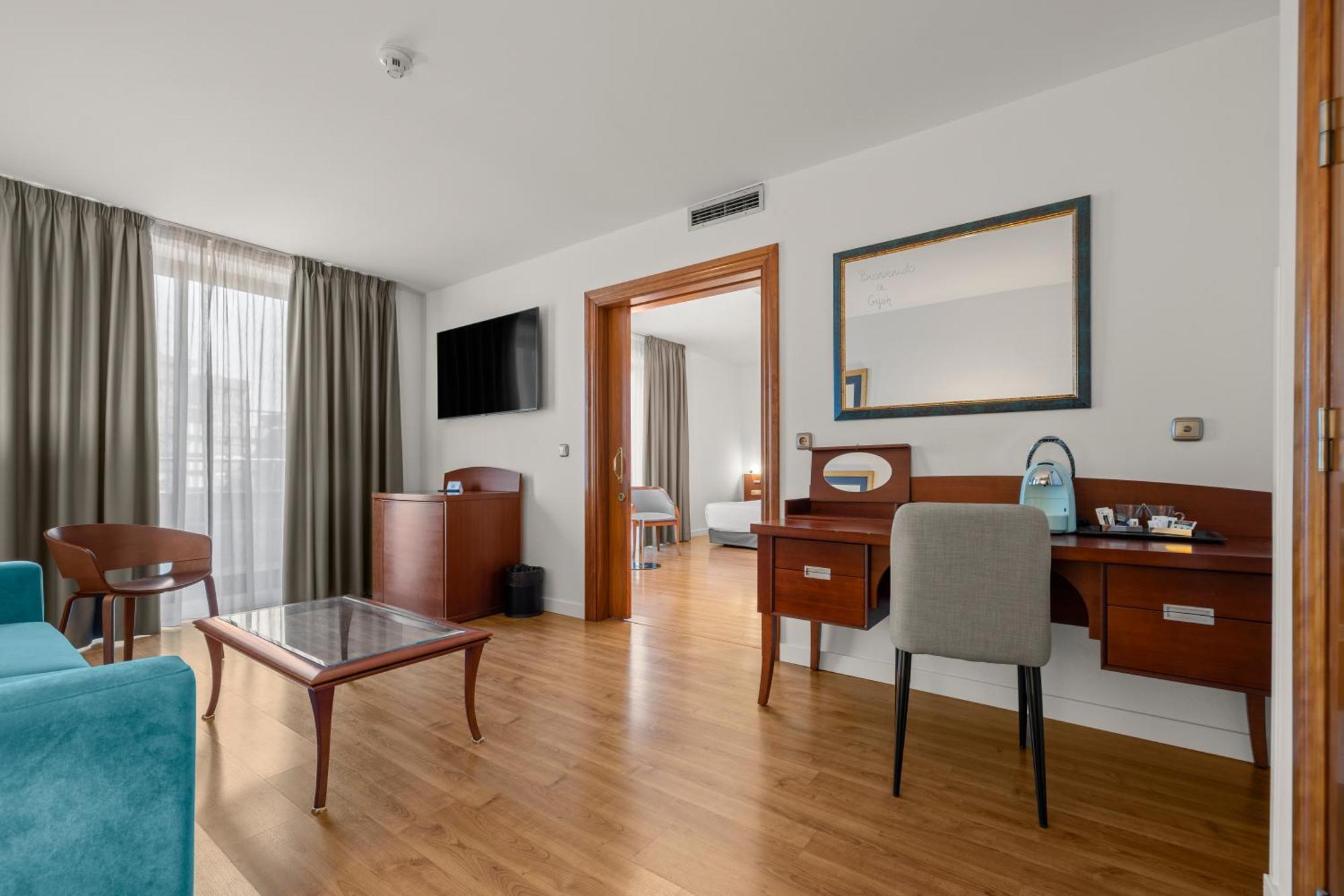 Zentral Rey Pelayo Hotel 4*