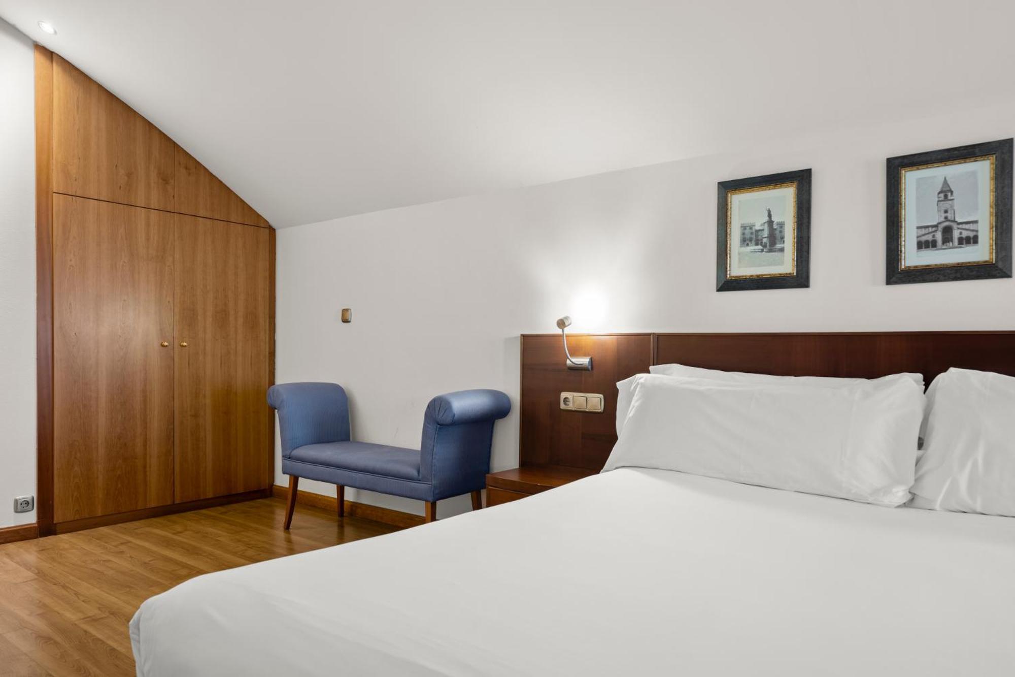 Zentral Rey Pelayo 4* Gijón